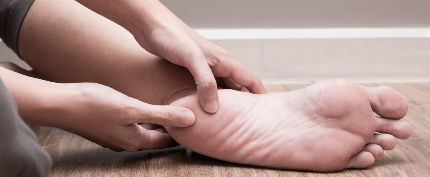 5 TIPS FOR REDUCING AND MANAGING PLANTAR FASCIITIS PAIN