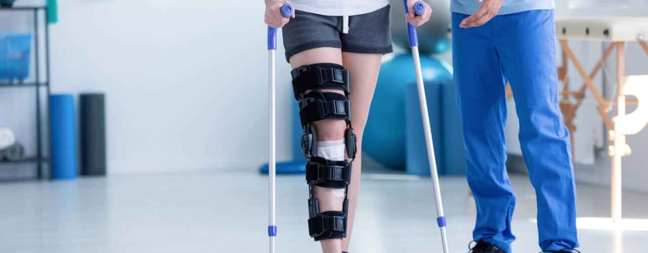 How Physical Therapy Helps Speed Recovery from Sports Injuries